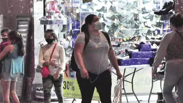 Además, se reportan 10 mujeres embarazadas hospitalizadas a causa del COVID-19.