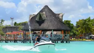 Preparan campaña de promoción para Bacalar en aeropuertos y terminales de autobús