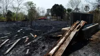 Hectáreas de tierras en las comunidades de Caobas y Arroyo negro al sur de Quintana Roo son incendiadas para deforestar espacios