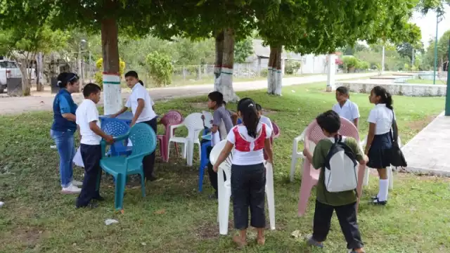 Dentro de los hogares ha más de siete niños y dos jóvenes madres
