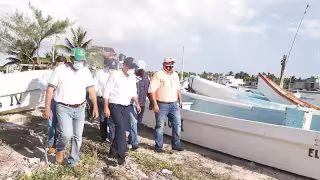 Cerca 600 embarcaciones no pueden salir a realizar sus labores Foto: Por Esto!