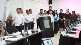 Mil millones para carreteras en Campeche desatan tensión política: Congreso exige justificación