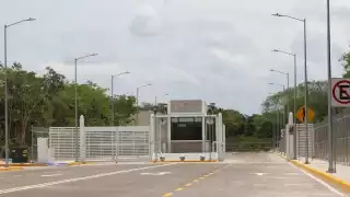 La obra comienza a oxidarse antes de estrenarse