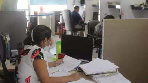 El ayuntamiento expone no tener recursos para salarios El ayuntamiento expone no tener recursos para salarios