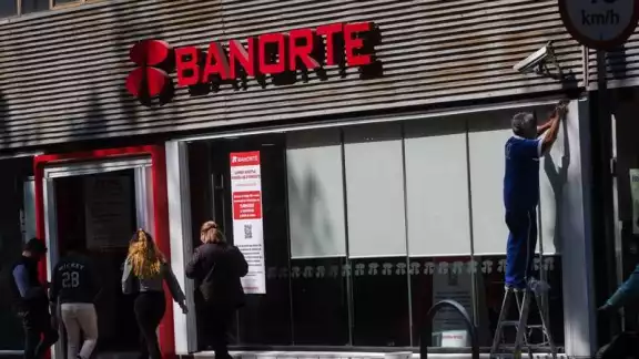 La Asociación de Bancos de México informaron que el viernes 16 de septiembre las instituciones bancarias permanecerán cerradas La Asociación de Bancos de México informaron que el viernes 16 de septiembre las instituciones bancarias permanecerán cerradas