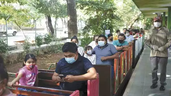 Regresa el trenecito al Centenario de Mérida