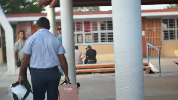 Simpatizantes que buscan evitar la coacción del sufragio