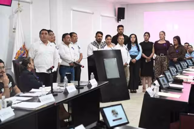Campeche debate préstamo de mil millones: choque entre Ejecutivo y Congreso por obras carreteras