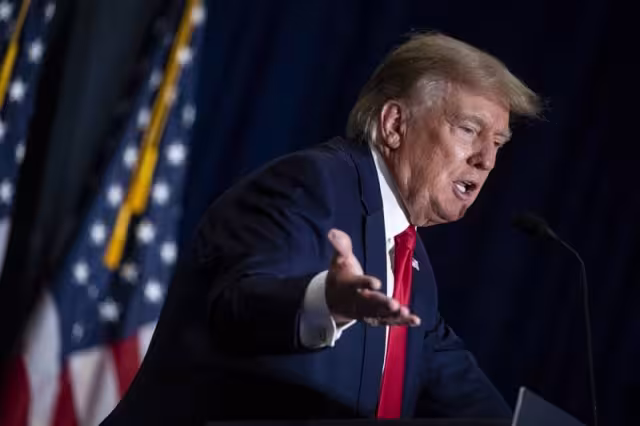 Una investigación del diario de la capital detalló este jueves que los agentes que allanaron la residencia de Florida del expresidente