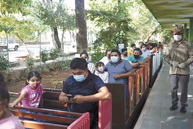 Regresa el trenecito al Centenario de Mérida