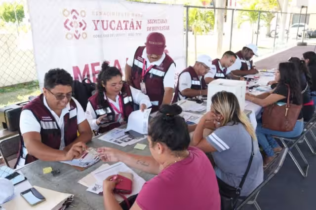 Bienestar en tu Escuela y Mujeres Renacimiento continúan beneficiando a familias yucatecas