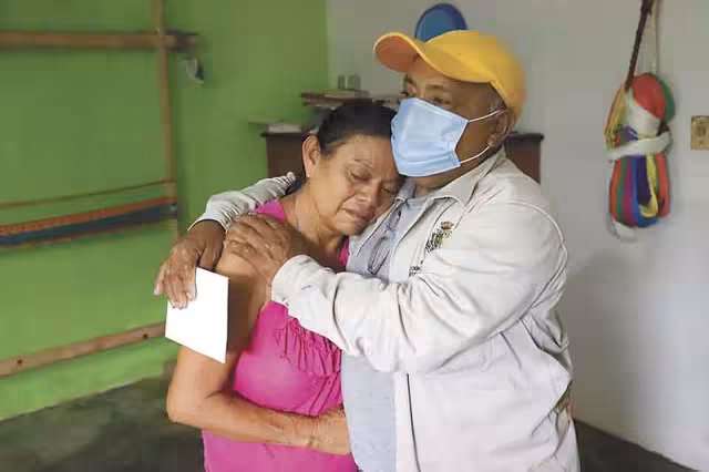 “Ya me voy papito cuídese mucho”, fueron las últimas palabras que escucharon los padres de la víctima. Foto: Por Esto!