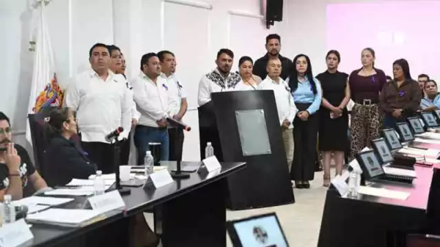 Campeche debate préstamo de mil millones: choque entre Ejecutivo y Congreso por obras carreteras