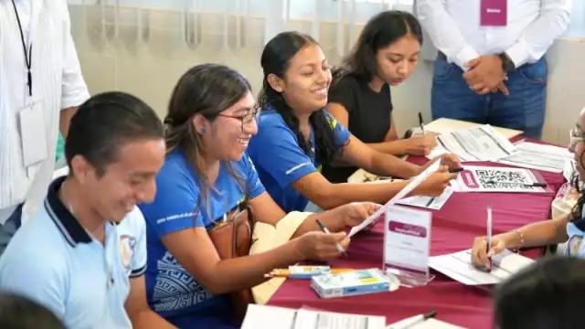 Entregarán las tarjetas del Programa Juventudes Renacimiento en Yucatán