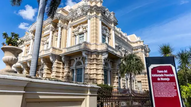 Museo Regional Palacio Cantón