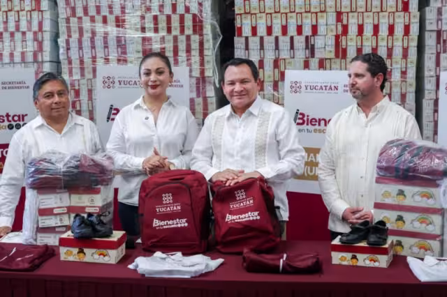 Gobierno de Yucatán inicia entrega de útiles de "Bienestar en tu Escuela"