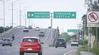 En la vía Mérida-Progreso se registraron 9 mil 400 automotores que se dirigían al puerto.