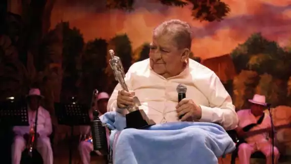 La fotografía se entregará el próximo domingo 13, a las 11:00 horas, en el Palacio de la Música