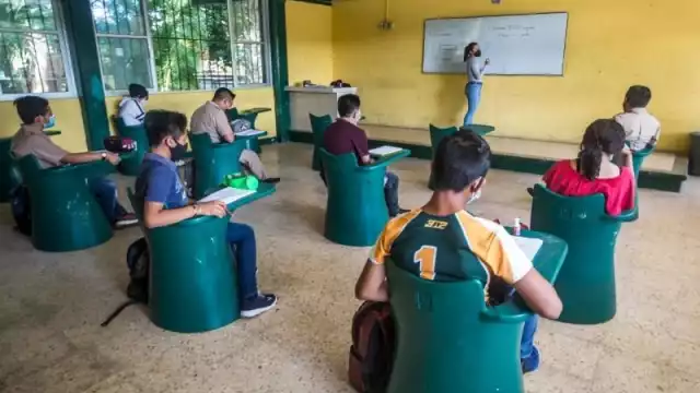 La Comisión Nacional aconsejó a las autoridades estatales dar prioridad a las escuelas con mayor desventaja