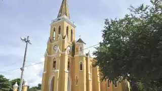Iglesia neogótica de Eknakán; tres siglos de historia en Yucatán