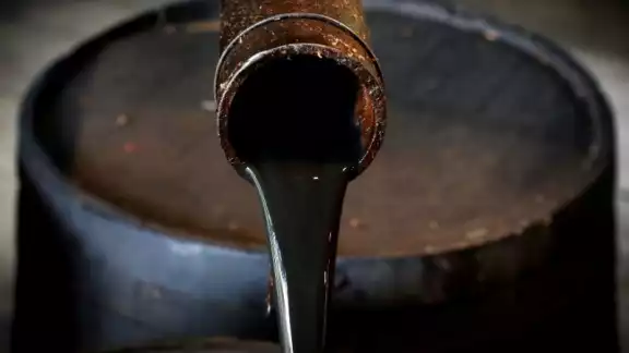 La industria petrolera resultó tanto una maldición como una bendición para la Isla.