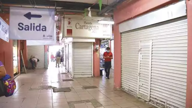 Locatarios señalan baja afluencia en el Mercado Lucas de Gálvez en Mérida