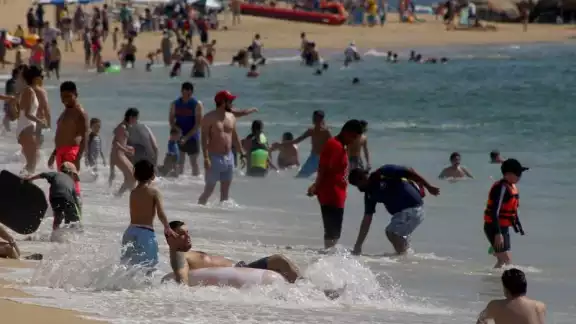 Tres playas acapulqueñas están en el top de las menos limpias del país
Tres playas acapulqueñas están en el top de las menos limpias del país