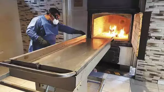 Crematorios trabajan a su máxima capacidad