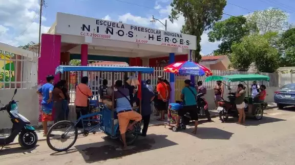 El ciclo escolar 2021-2022 está a un mes de terminar en Quintana Roo. Foto: Lusio Kauil El ciclo escolar 2021-2022 está a un mes de terminar en Quintana Roo. Foto: Lusio Kauil