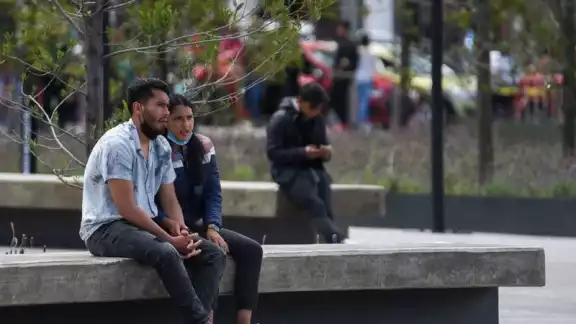 Sin embargo, recomienda seguir utilizándolo en algunos casos y lugares Sin embargo, recomienda seguir utilizándolo en algunos casos y lugares