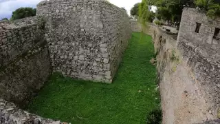 El fuerte fue construido ante los saqueos de los piratas que llegaban a esta ciudad. Foto: Manuel Colli