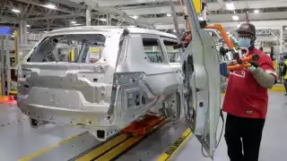 Canadá se une a México contra EU por autos ante el T-MEC