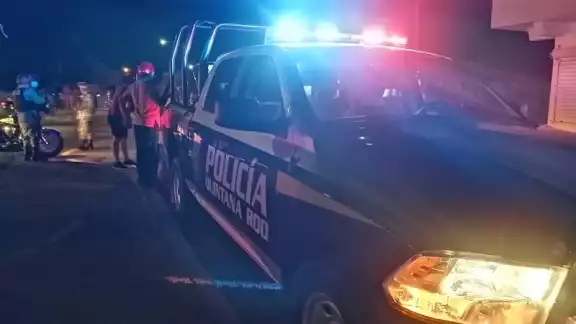 Al sitio arribaron paramédicos de una empresa privada y elementos de la Policía Quintana Roo Al sitio arribaron paramédicos de una empresa privada y elementos de la Policía Quintana Roo