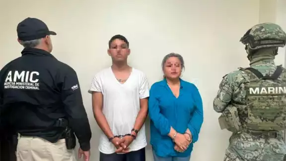 La pareja detenida enfrentarán cargos por el homicidio de la pequeña La pareja detenida enfrentarán cargos por el homicidio de la pequeña