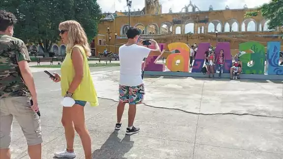 A final del año 2020 aumentaron los visitantes nacionales con un registro de 2 mil a 2mil 500 a la semana A final del año 2020 aumentaron los visitantes nacionales con un registro de 2 mil a 2mil 500 a la semana
