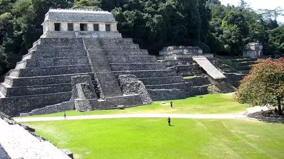 La zona arqueológica de Palenque, Chiapas, es uno de los lugares más visitados del país