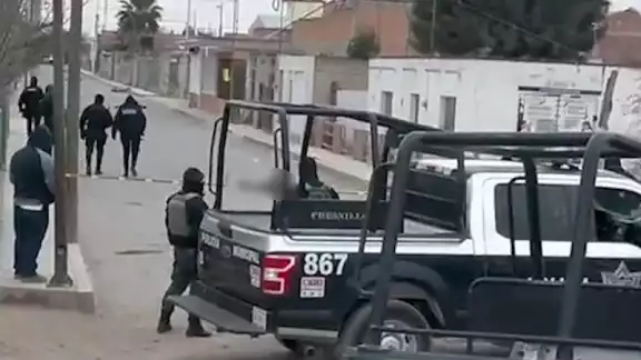 El sistema de emergencias 911 recibió el reporte anónimo que alertaba sobre el hallazgo en las inmediaciones de la comunidad Pardillo III