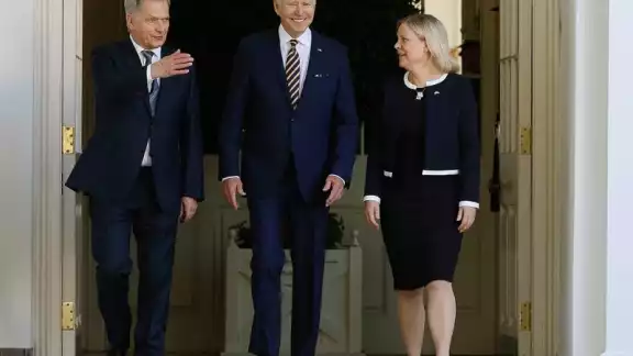 Joe Biden recibió a la primer ministra de Suecia y al presidente de Finlandia en la Casa Blanca por su incorporación a la OTAN Joe Biden recibió a la primer ministra de Suecia y al presidente de Finlandia en la Casa Blanca por su incorporación a la OTAN
