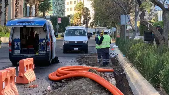 Fuga de gas provocó evacuación de vecinos y trabajadores en Santa Fe
Fuga de gas provocó evacuación de vecinos y trabajadores en Santa Fe