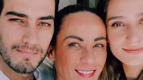 La famosa actriz tiene dos hijos igual de talentosos La famosa actriz tiene dos hijos igual de talentosos