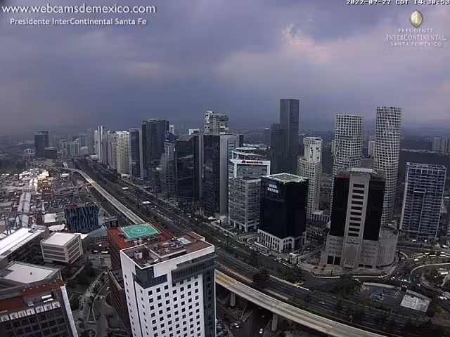 Fuerte lluvia deja una persona lesionada y afectaciones en la Línea 4 del Metro CDMX