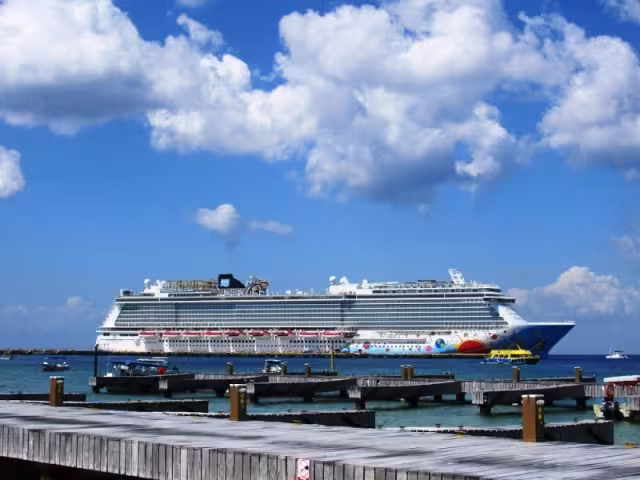 El caso sospechoso de ómicron en el 'Norwegian Brakaway' fue detectado en Estados Unidos