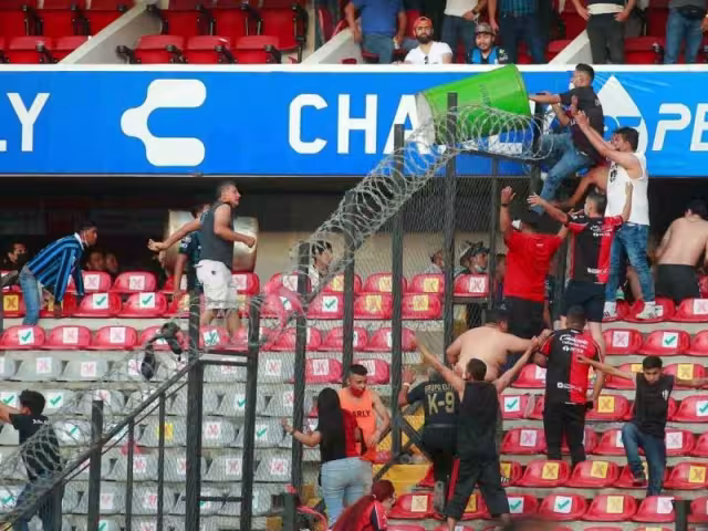 Mauricio Kuri, gobernador de Querétaro, dijo que 26 personas fueron ingresadas al hospital, de las cuales 19 ya fueron dadas de alta