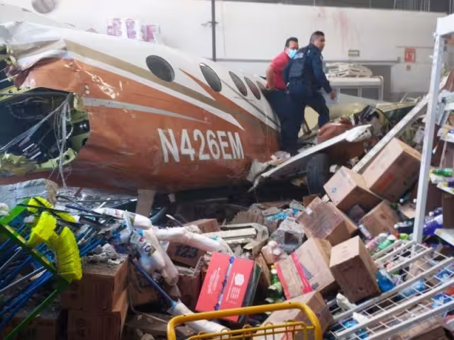 Sólo pasajeros de la avioneta perdieron la vida. Foto: Especial