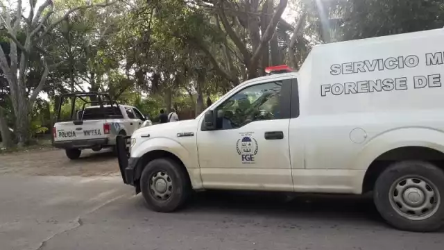 Osamenta hallada en la Zona Arqueológica Oxtankah