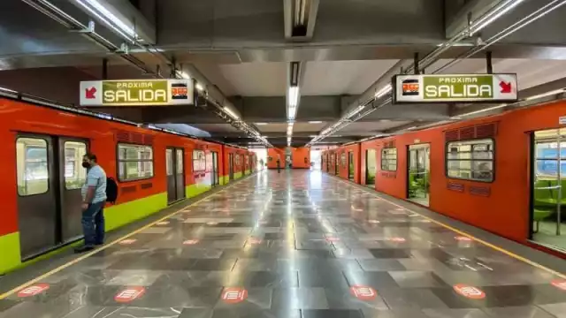El Metro manejará horarios especiales para la celebración del Año Nuevo. Foto: Cuartoscuro
