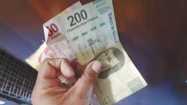 La falsificación de billetes disminuyó en 2021, en comparación con 2020, sin embargo, por denominación aumentó en los de 500 y mil pesos
