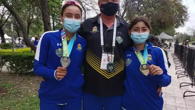Hermanas suman platas en categoría junior en los Juegos Conade