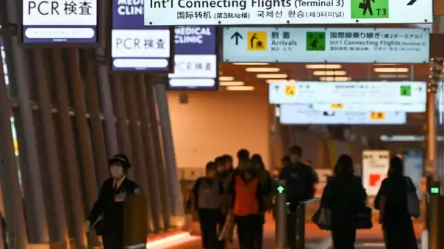 Japón cerró sus fronteras ante el surgimiento de la variante Ómicron.