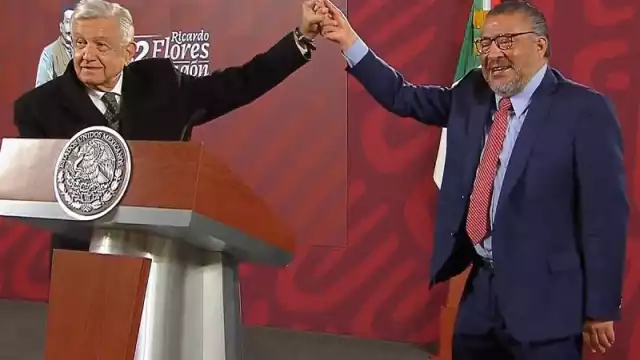 AMLO informó que el funcionario le entregó su renuncia y le agradeció el apoyo y los logros en las aduanas.